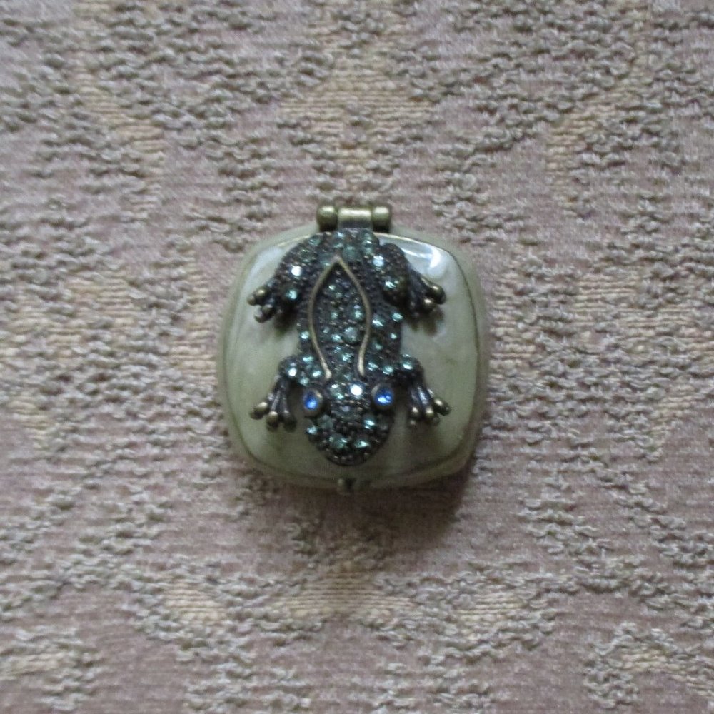 papyrus - jeweled frog - pill/trinket box